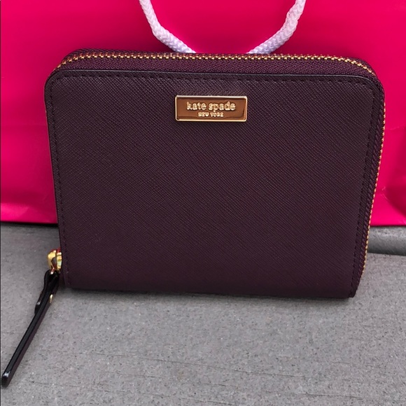 kate spade Handbags - NWT⭐️: Kate Spade Laurel Way Darci Mahogany Wallet